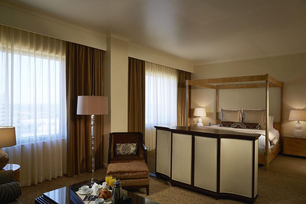 Renaissance Dallas Addison Exterior photo